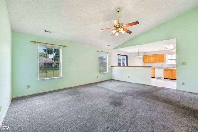 1119 Enchanted View Drive, Mooresville, IN 46158