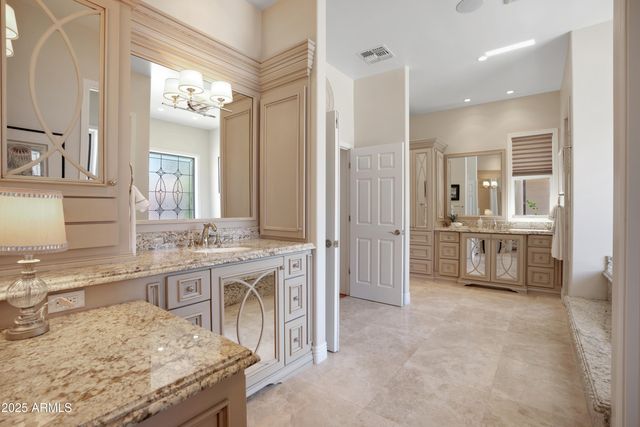 9236 N 52ND Place, Paradise Valley, AZ 85253