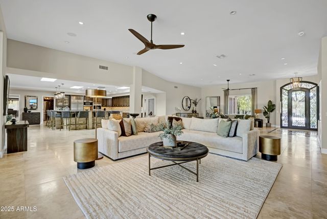 9236 N 52ND Place, Paradise Valley, AZ 85253