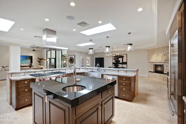 9236 N 52ND Place, Paradise Valley, AZ 85253