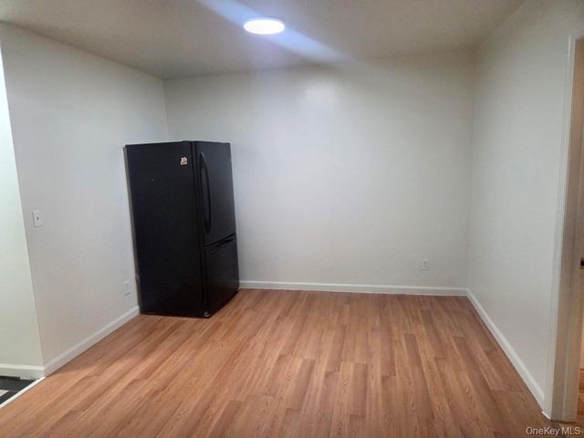 31-03 Linden Place 2, Flushing, NY 11354