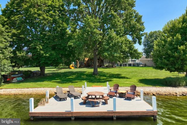 408 LAKE MEADE DR, East Berlin, PA 17316