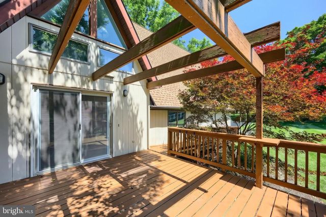 408 LAKE MEADE DR, East Berlin, PA 17316