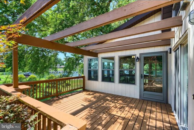 408 LAKE MEADE DR, East Berlin, PA 17316