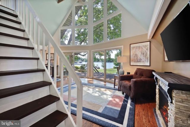 408 LAKE MEADE DR, East Berlin, PA 17316