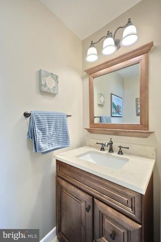 408 LAKE MEADE DR, East Berlin, PA 17316