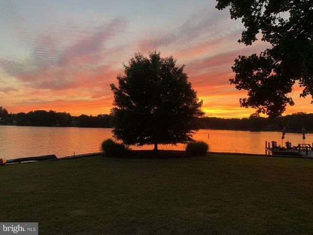 408 LAKE MEADE DR, East Berlin, PA 17316