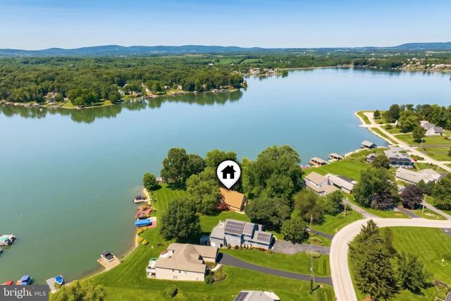 408 LAKE MEADE DR, East Berlin, PA 17316