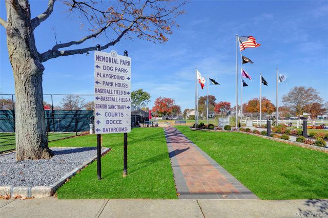 610 Jerico Turnpike 2C, New Hyde Park, NY 11040