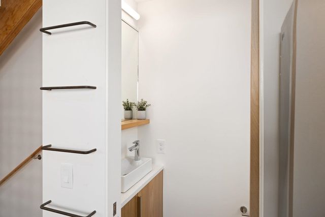 817 Jones, Berkeley, CA 94710