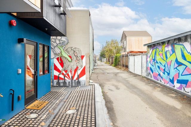 817 Jones, Berkeley, CA 94710