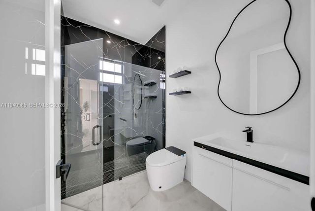 945 GREGORY ST E, Lehigh Acres, FL 33974