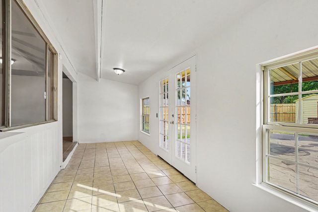 714 Trend Drive, Garland, TX 75043