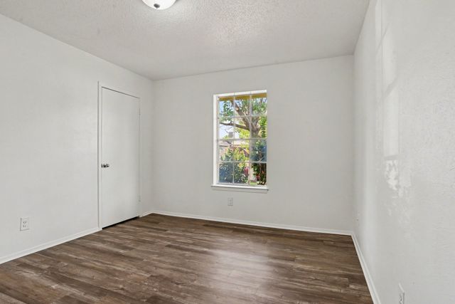 714 Trend Drive, Garland, TX 75043