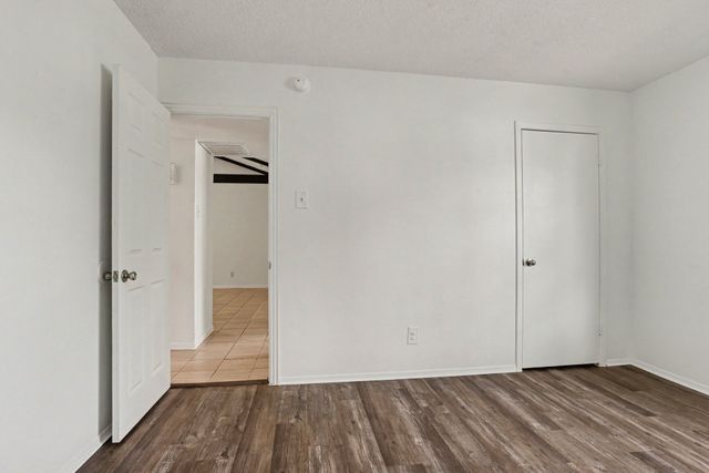 714 Trend Drive, Garland, TX 75043