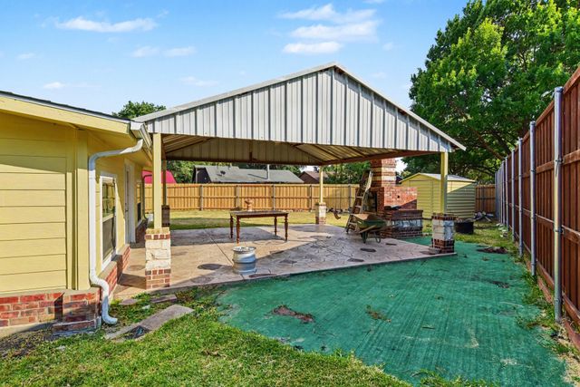 714 Trend Drive, Garland, TX 75043