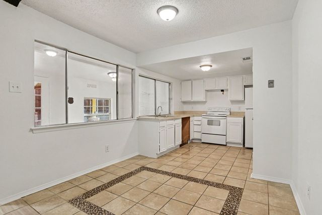 714 Trend Drive, Garland, TX 75043