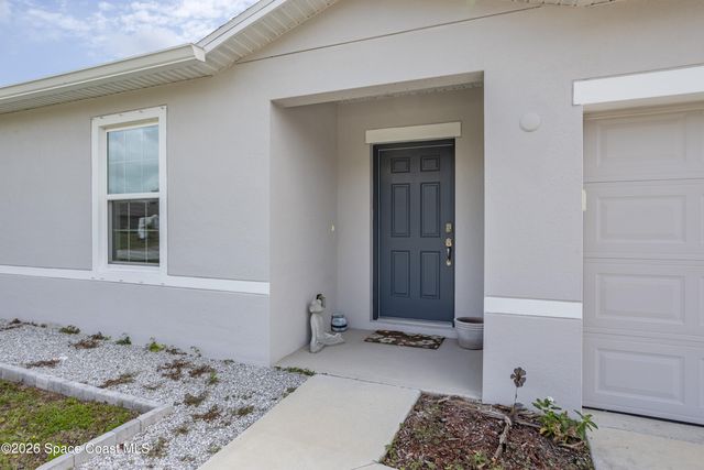 1975 Gould Avenue SW, Palm Bay, FL 32908