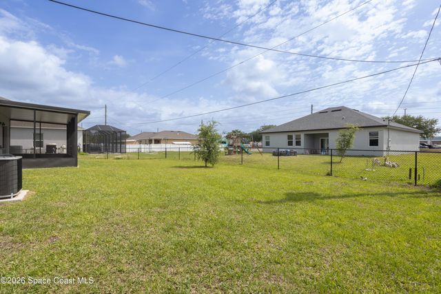 1975 Gould Avenue SW, Palm Bay, FL 32908