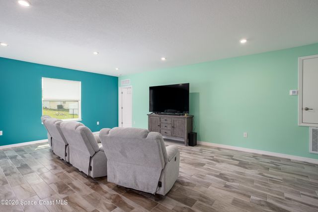 1975 Gould Avenue SW, Palm Bay, FL 32908