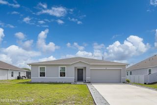 1975 Gould Avenue SW, Palm Bay, FL 32908