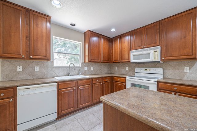 117 RHEW PL, Cibolo, TX 78108