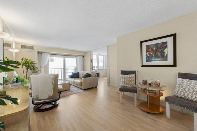 3215 S Ocean Boulevard 906, Highland Beach, FL 33487