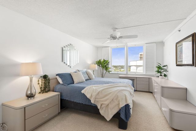 3215 S Ocean Boulevard 906, Highland Beach, FL 33487