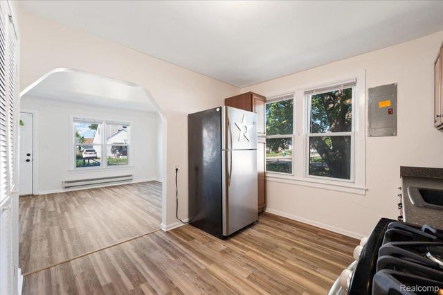 23164 Donald Avenue, Eastpointe, MI 48021