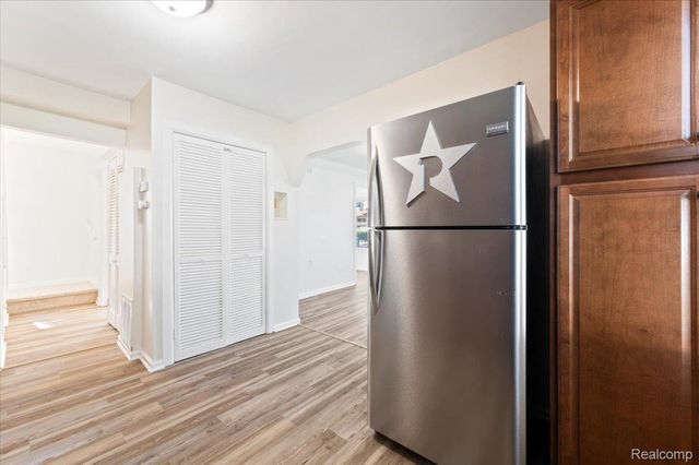 23164 Donald Avenue, Eastpointe, MI 48021