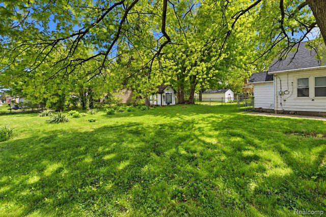 23164 Donald Avenue, Eastpointe, MI 48021