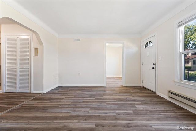 23164 Donald Avenue, Eastpointe, MI 48021