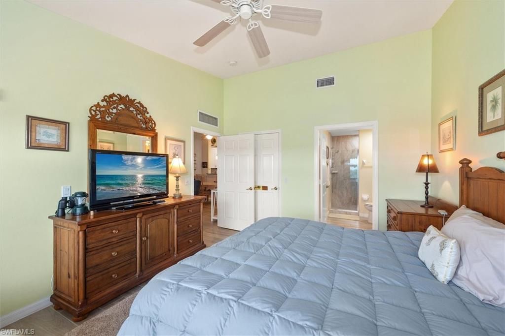 Image 16 of property listing at 4017 Palm Tree BLVD 406, Cape Coral, FL 33904