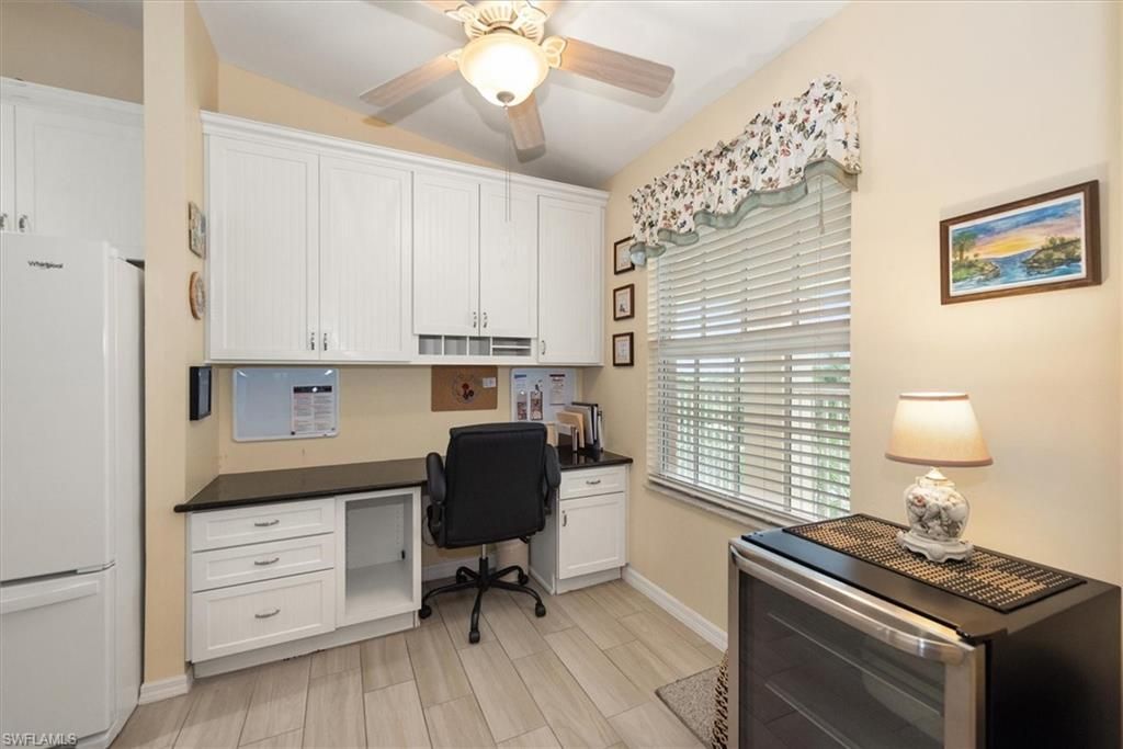 Image 7 of property listing at 4017 Palm Tree BLVD 406, Cape Coral, FL 33904