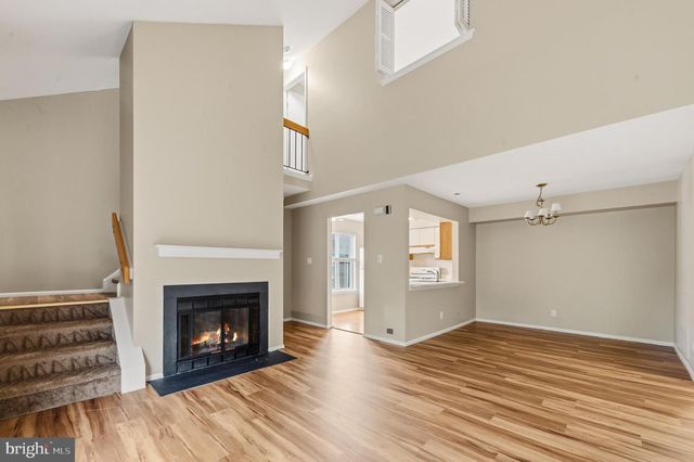 1710-B RALSTON DR, Mount Laurel, NJ 08054