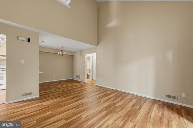 1710-B RALSTON DR, Mount Laurel, NJ 08054