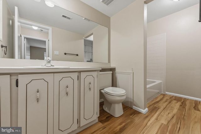 1710-B RALSTON DR, Mount Laurel, NJ 08054