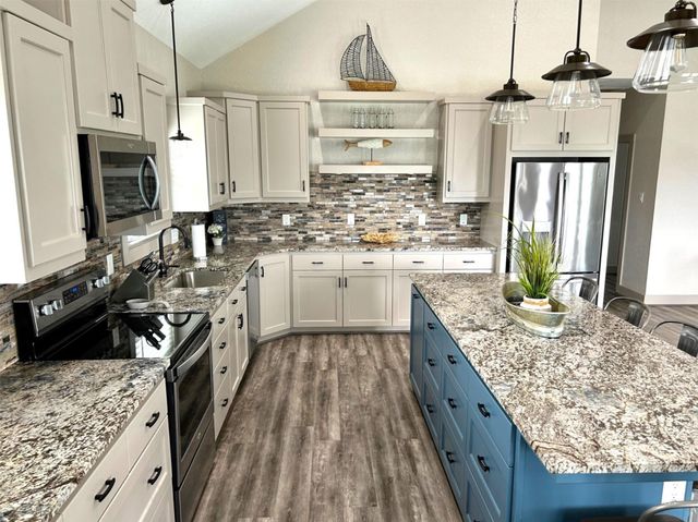 25024 Sausalito Drive, Galveston, TX 77554