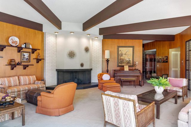 4704 Hillcrest View Dr, Boise, ID 83705