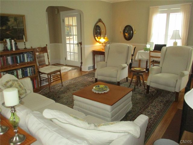 460 Brattle Road, Syracuse, NY 13203