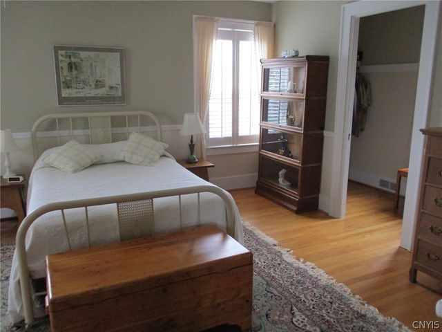 460 Brattle Road, Syracuse, NY 13203