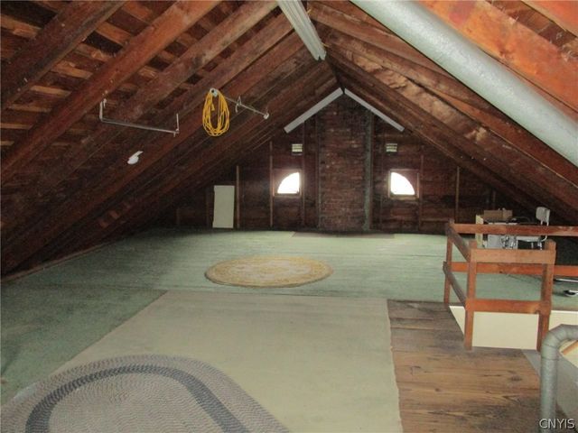 460 Brattle Road, Syracuse, NY 13203