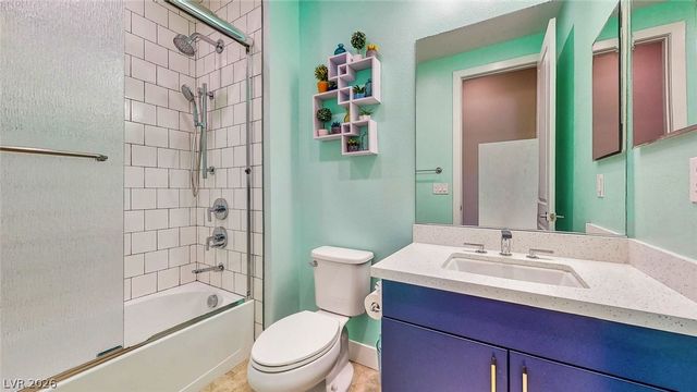 6714 Desert Crimson Street, Las Vegas, NV 89148