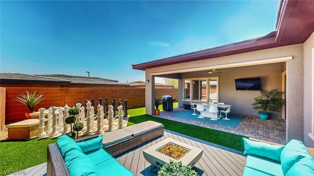 6714 Desert Crimson Street, Las Vegas, NV 89148