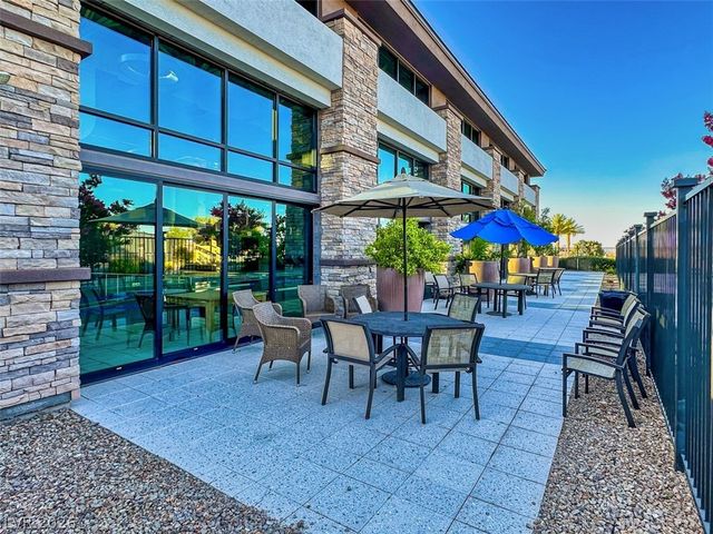 6714 Desert Crimson Street, Las Vegas, NV 89148