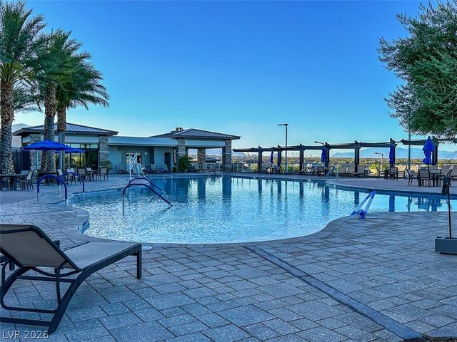 6714 Desert Crimson Street, Las Vegas, NV 89148