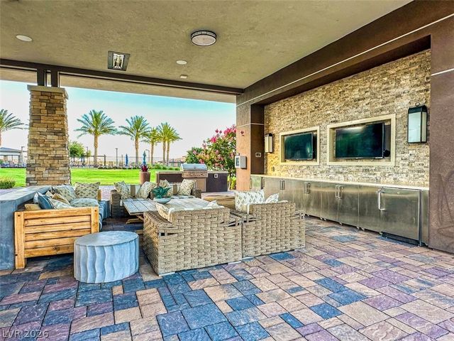 6714 Desert Crimson Street, Las Vegas, NV 89148