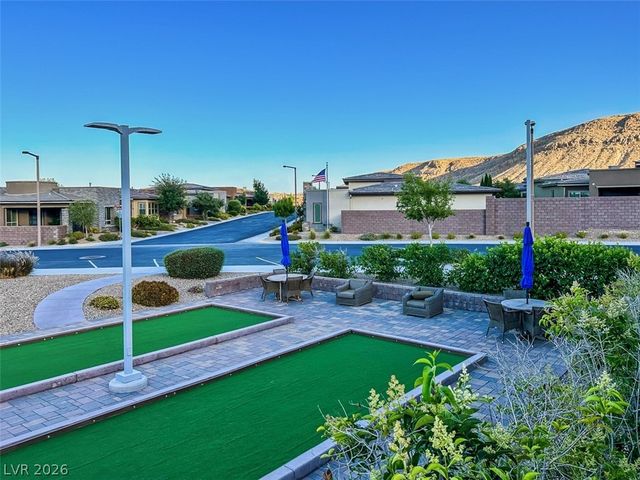 6714 Desert Crimson Street, Las Vegas, NV 89148