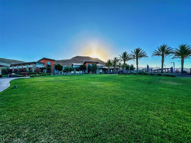 6714 Desert Crimson Street, Las Vegas, NV 89148