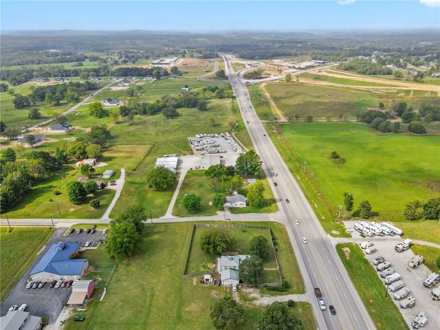 2855 Henri De Tonti Boulevard, Tontitown, AR 72762